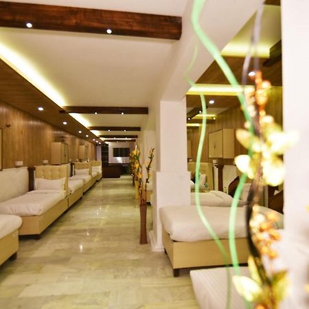 Hotel Sallow International-Hotel Near Golden Temple Amritsar Extérieur photo